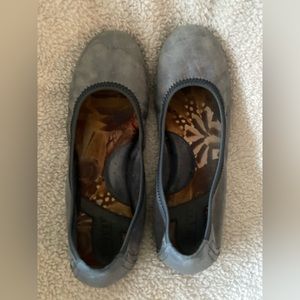 Born Julianne Ballet Flats- Navy, Size 6.5.